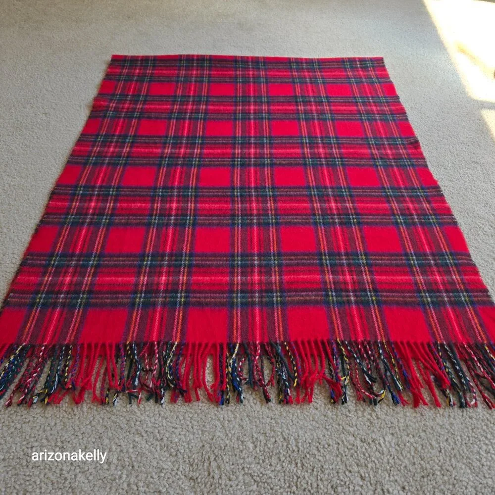 NWOT Wool Cashmere Tartan Red Plaid Wrap Scarf